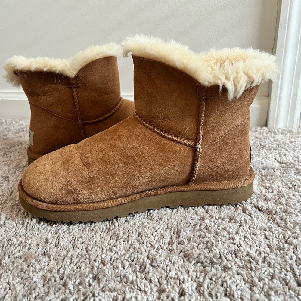 {UGG} mini Bailey button boots - chestnut brown - Picture 7 of 9